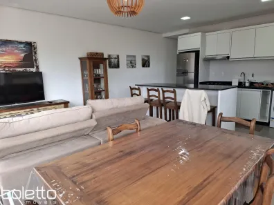 Apartamento com 2 Quartos para alugar, 94m² no Torres, Torres