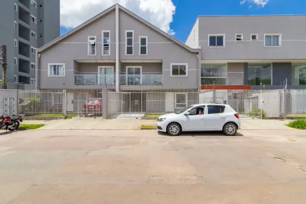 Sobrado com 3 Quartos para alugar, 150m² no Portão, Curitiba