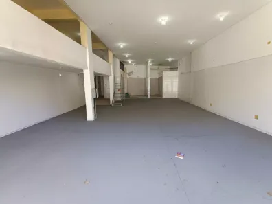 Ponto Comercial para alugar, 180m² no Vila Iracema-Belval, Barueri