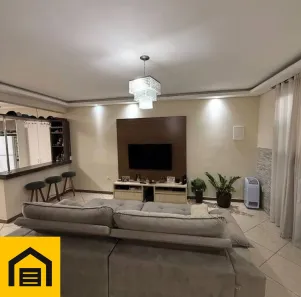 Sobrado com 2 Quartos à venda, 270m² no Jardim Guapituba, Mauá
