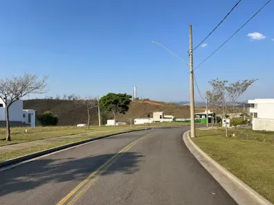 Lote/Terreno à venda, 601m² no São Pedro, Juiz de Fora