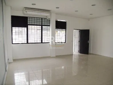 Ponto Comercial à venda, 257m² no Três Figueiras, Porto Alegre