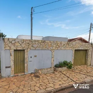 Casa com 4 Quartos à venda, 240m² no Santa Marta, Uberaba