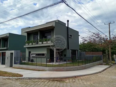 Casa com 3 Quartos à venda, 148m² no Pântano do Sul, Florianópolis