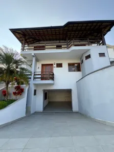 Casa de Condomínio com 4 Quartos para alugar, 401m² no Vila Oliveira, Mogi das Cruzes