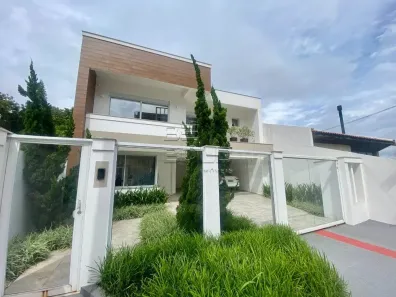 Casa com 3 Quartos à venda, 206m² no Coqueiros, Florianópolis