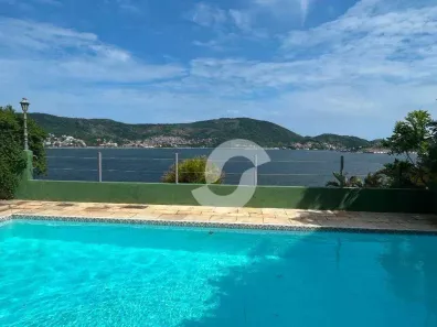 Casa com 5 Quartos à venda, 176m² no São Francisco, Niterói