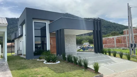 Casa de Condomínio com 3 Quartos à venda, 122m² no São José do Imbassaí, Maricá