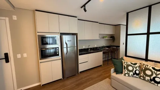 Apartamento com 1 Quarto para alugar, 36m² no Centro, Florianópolis