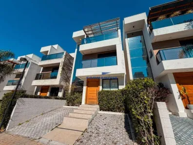 Casa com 4 Quartos à venda, 130m² no Parque Rincão, Cotia
