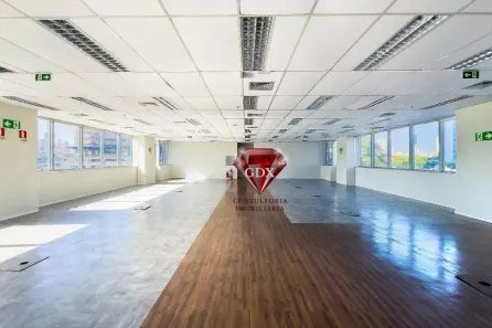 Sala Comercial para alugar, 457m² no Vila Cordeiro, São Paulo