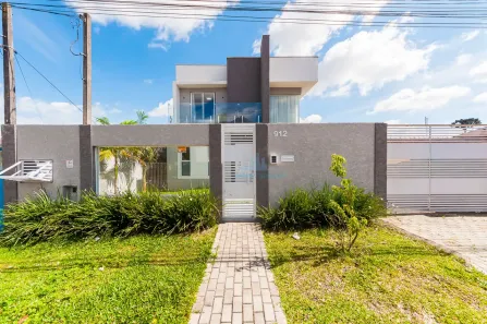 Sobrado com 5 Quartos à venda, 312m² no Xaxim, Curitiba
