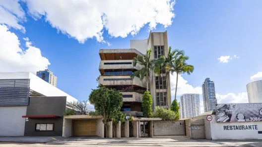 Prédio Comercial com 12 Quartos à venda, 1797m² no Setor Marista, Goiânia