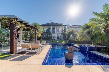 Casa de Condomínio com 3 Quartos à venda, 422m² no Chapéu do Sol, Porto Alegre