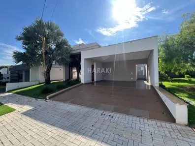Casa de Condomínio com 3 Quartos à venda, 238m² no Jardim Paraíso, Maringá