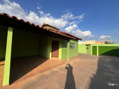 Casa com 2 Quartos para alugar, 90m² no Plano Diretor Sul, Palmas