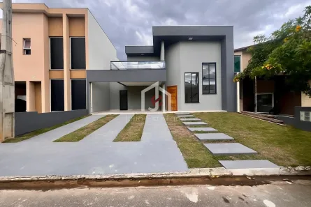 Casa de Condomínio com 4 Quartos para alugar, 380m² no Jardim Campo Alegre, Pindamonhangaba