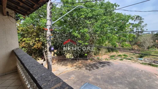 Sobrado com 2 Quartos à venda, 100m² no Parque Imperial, Jacareí