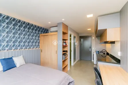 Apartamento com 1 Quarto para alugar, 50m² no Três Figueiras, Porto Alegre