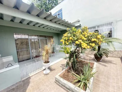 Casa com 3 Quartos à venda, 343m² no Vila Valqueire, Rio de Janeiro