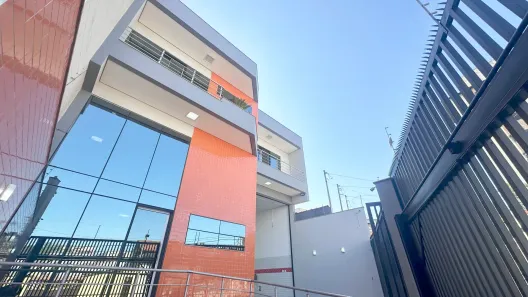 Galpão/Depósito/Armazém com 4 Quartos à venda, 437m² no Jardim Stella, Santo André