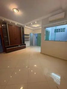 Casa com 3 Quartos para alugar, 240m² no Nova Uberlândia, Uberlândia