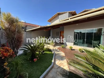 Casa com 4 Quartos à venda, 250m² no Santa Luzia, Contagem