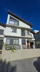 Sobrado com 4 Quartos à venda, 193m² no Rio Tavares, Florianópolis