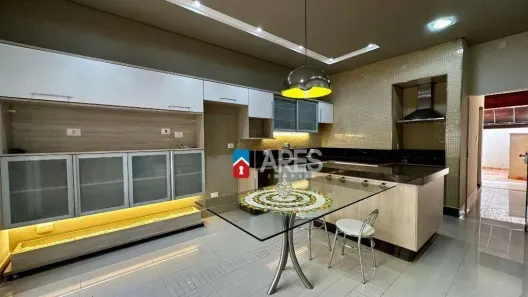 Casa com 3 Quartos à venda, 334m² no Vila Santa Maria, Americana