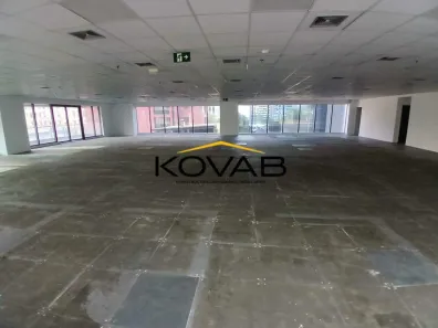 Sala Comercial para alugar, 650m² no Vila Olímpia, São Paulo