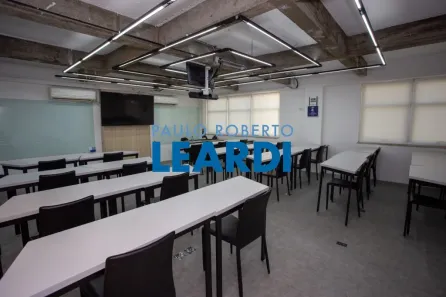 Sala Comercial para alugar, 180m² no Cerqueira César, São Paulo