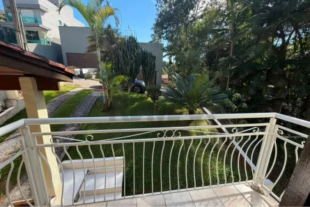 Casa de Condomínio com 3 Quartos para alugar, 140m² no Parque Residencial Itapeti, Mogi das Cruzes