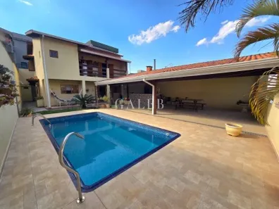 Sobrado com 3 Quartos à venda, 285m² no Jardim Maristela, Atibaia
