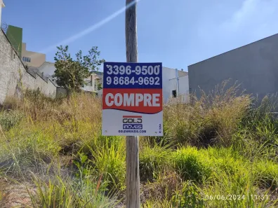 Lote/Terreno à venda, 360m² no Cabral, Contagem