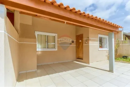 Casa de Condomínio com 2 Quartos à venda, 78m² no Uberaba, Curitiba