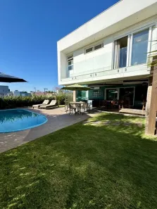 Casa de Condomínio com 3 Quartos à venda, 506m² no Primeira Linha, Criciúma