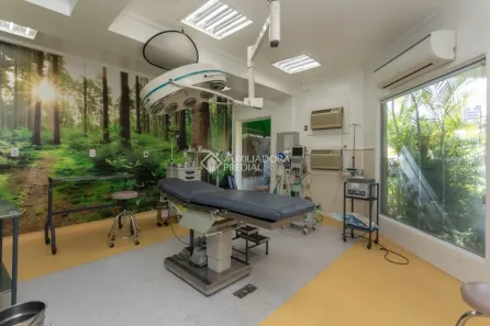 Imóvel Comercial à venda, 420m² no Rio Branco, Porto Alegre