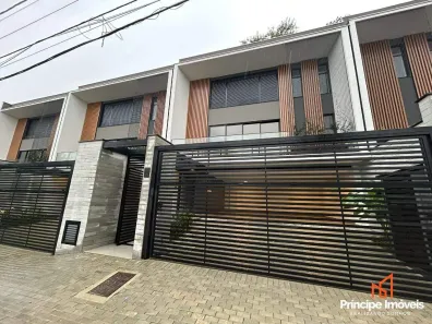 Casa com 3 Quartos à venda, 296m² no América, Joinville