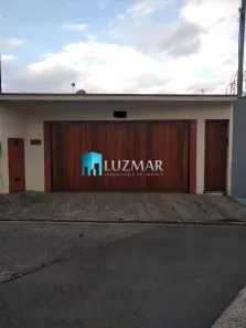 Casa com 3 Quartos à venda, 214m² no Vila Pirajussara, São Paulo