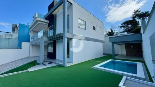 Casa de Condomínio com 4 Quartos à venda, 220m² no Maria Paula, São Gonçalo