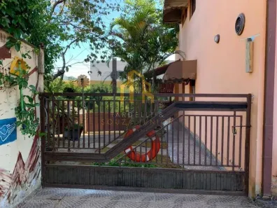 Sobrado com 3 Quartos à venda, 300m² no Centro, Biritiba Mirim