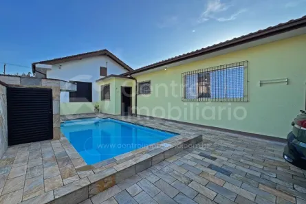 Casa com 4 Quartos à venda, 141m² no Centro, Peruíbe