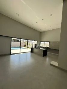 Casa de Condomínio com 3 Quartos à venda, 231m² no Laranjeiras, Uberlândia