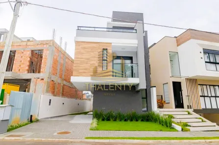 Casa de Condomínio com 3 Quartos à venda, 170m² no Santa Cândida, Curitiba