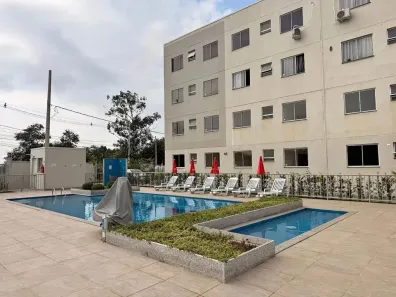 Apartamento com 2 Quartos para alugar, 47m² no São Patrício, Serra