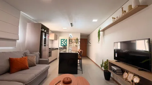 Apartamento com 2 Quartos para alugar, 64m² no Zona 07, Maringá