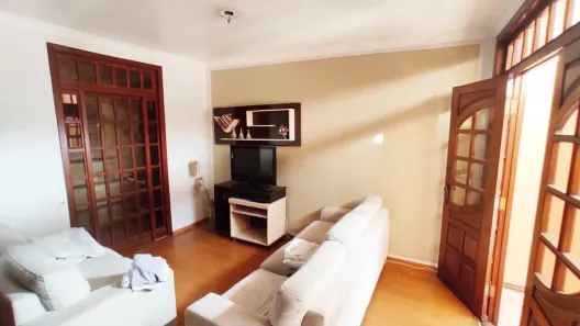 Casa com 3 Quartos à venda, 180m² no Novo Progresso, Contagem