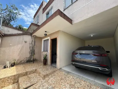 Casa com 3 Quartos à venda, 132m² no Coqueiros, Belo Horizonte