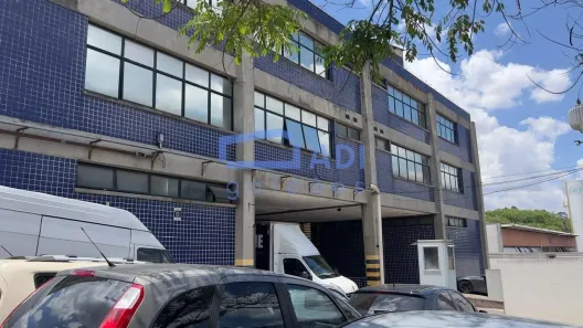 Galpão/Depósito/Armazém para alugar, 2250m² no Tamboré, Barueri