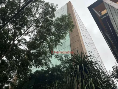 Sala Comercial para alugar, 241m² no Vila Congonhas, São Paulo